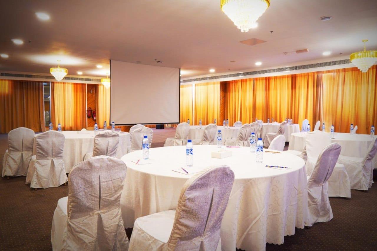Mirage Bab Al Bahr Hotel Диба Екстериор снимка