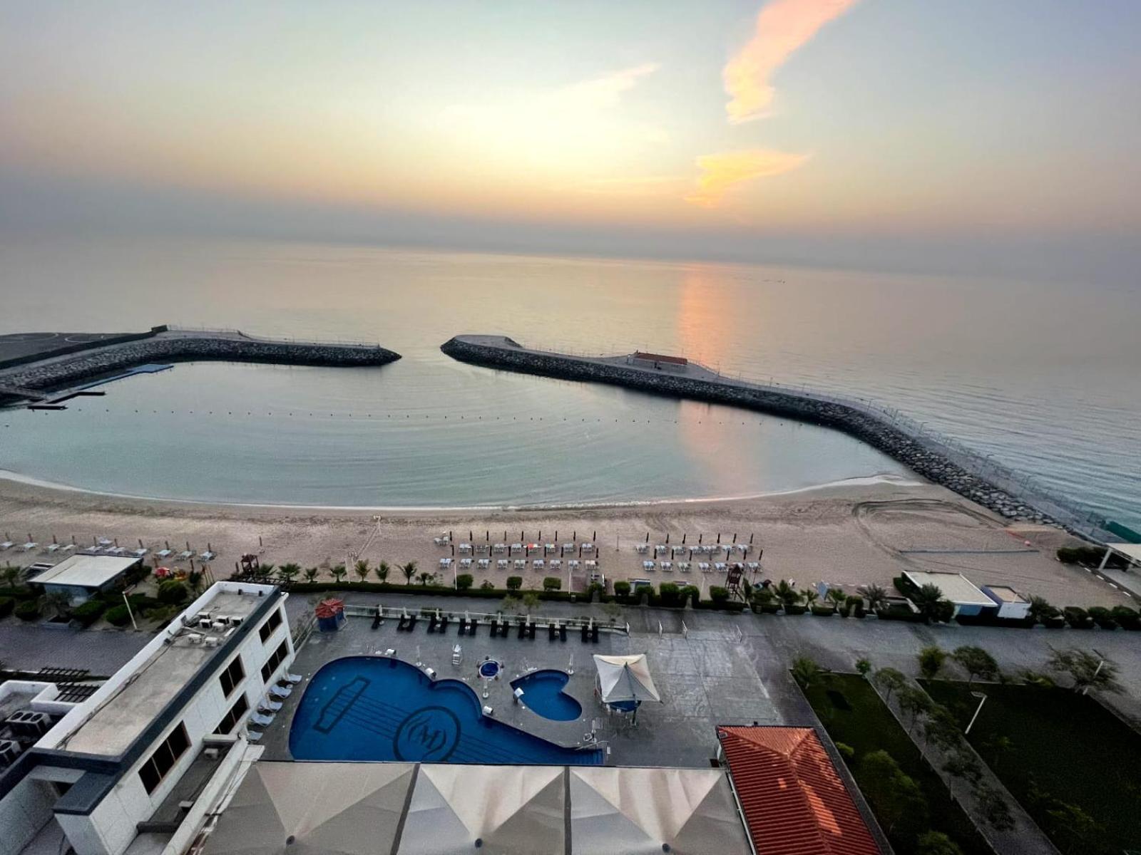Mirage Bab Al Bahr Hotel Диба Екстериор снимка